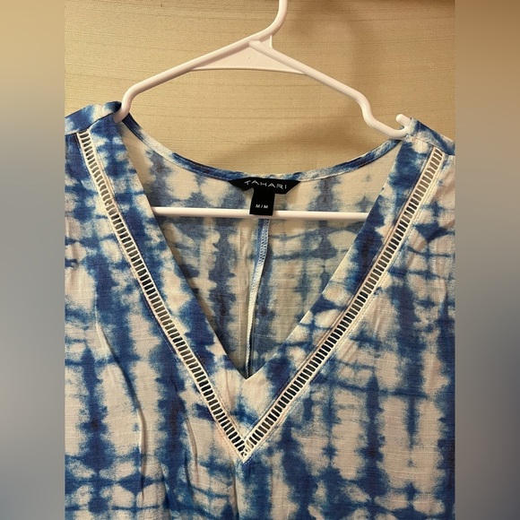 ⚫️ BOGO Tahari Blue Tie-Dye Women's Top Cover Up Size Medium Beach Vacation - Picture 2 of 6